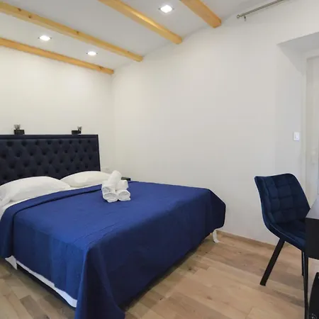 K Old Town Self Check In