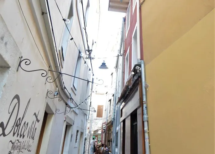 K Old Town Self Check In زادار