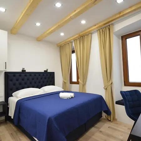 K Old Town Self Check In Zara