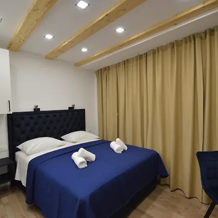 K Old Town Self Check In Appartamento *